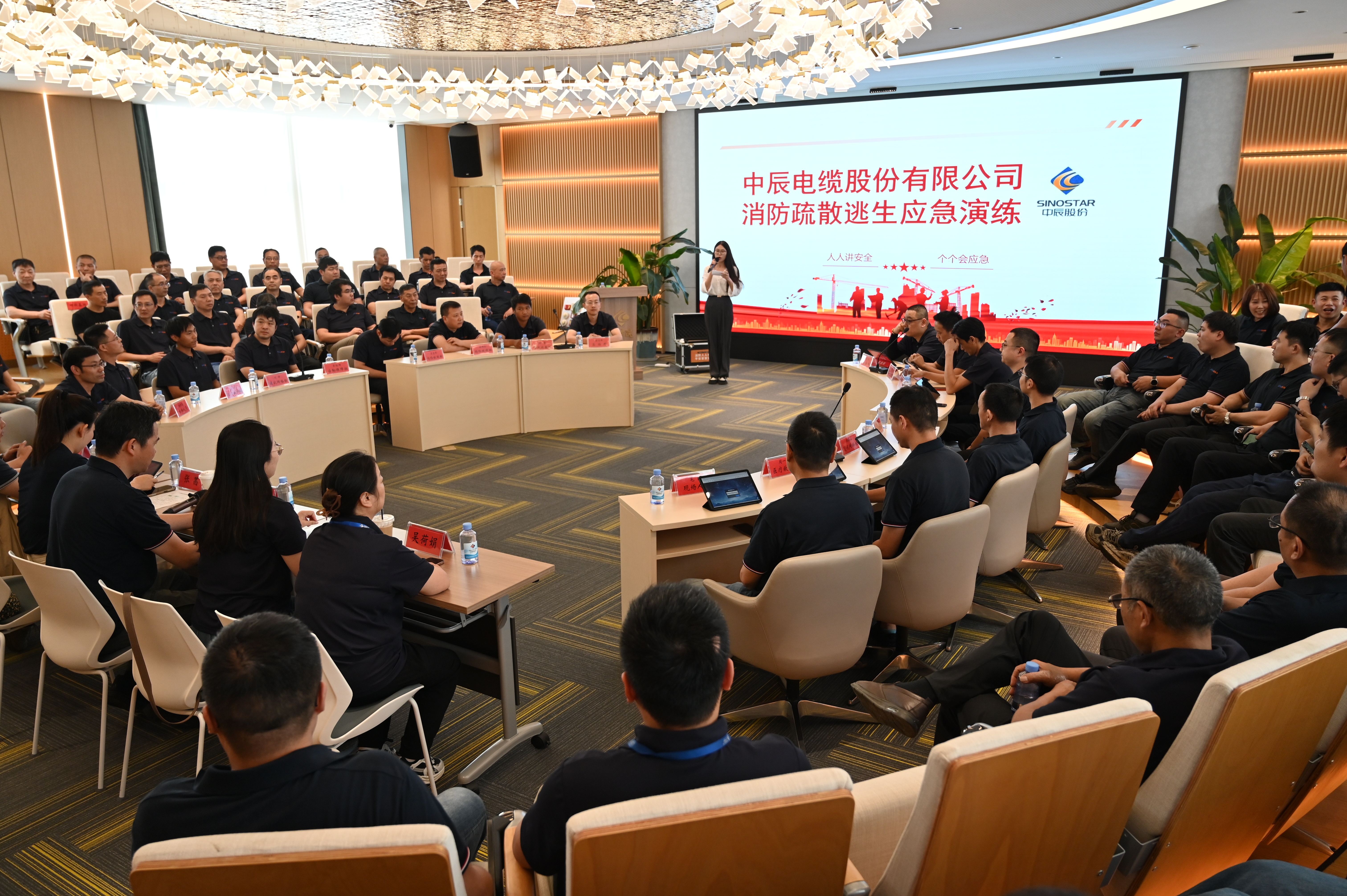 �ԡ�����������������δ��ȼ����������ʱ�������ǲ�!��¼���¿�չ���������ۺ�Ӧ�������